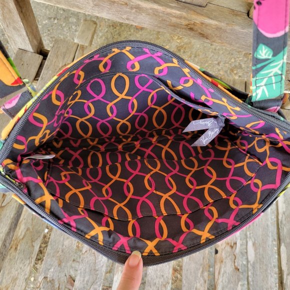 VERA BRADLEY Jazzy Blooms Crossbody iPad Tablet Hipster Bag - Picture 4 of 4